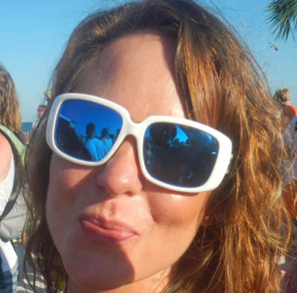 Meet your Posher, Leala